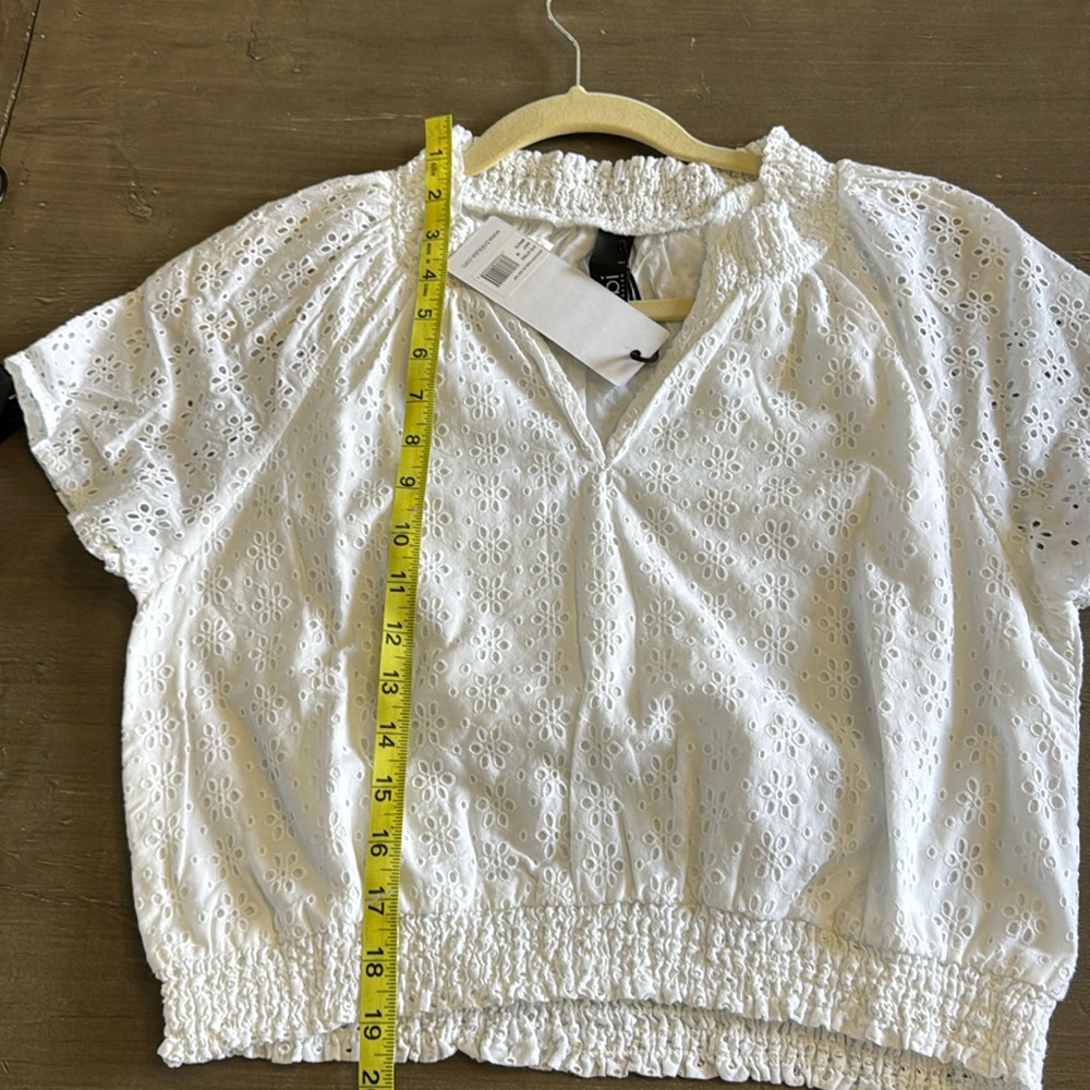 Revolve Bobi Smocked Raglan Short Sleeve Top Eyelet White - Picture 7 of 7